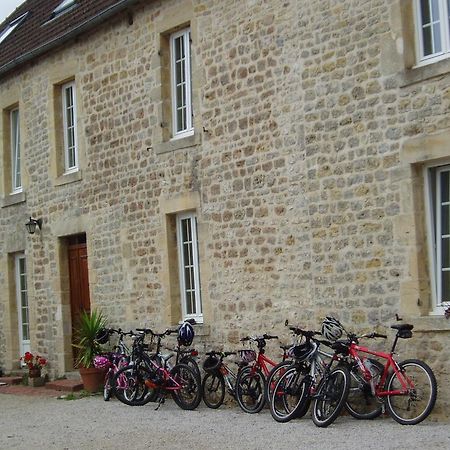 Chambre D'Hote La Maison Du Mesnil Saint-Hilaire-Petitville Exterior photo